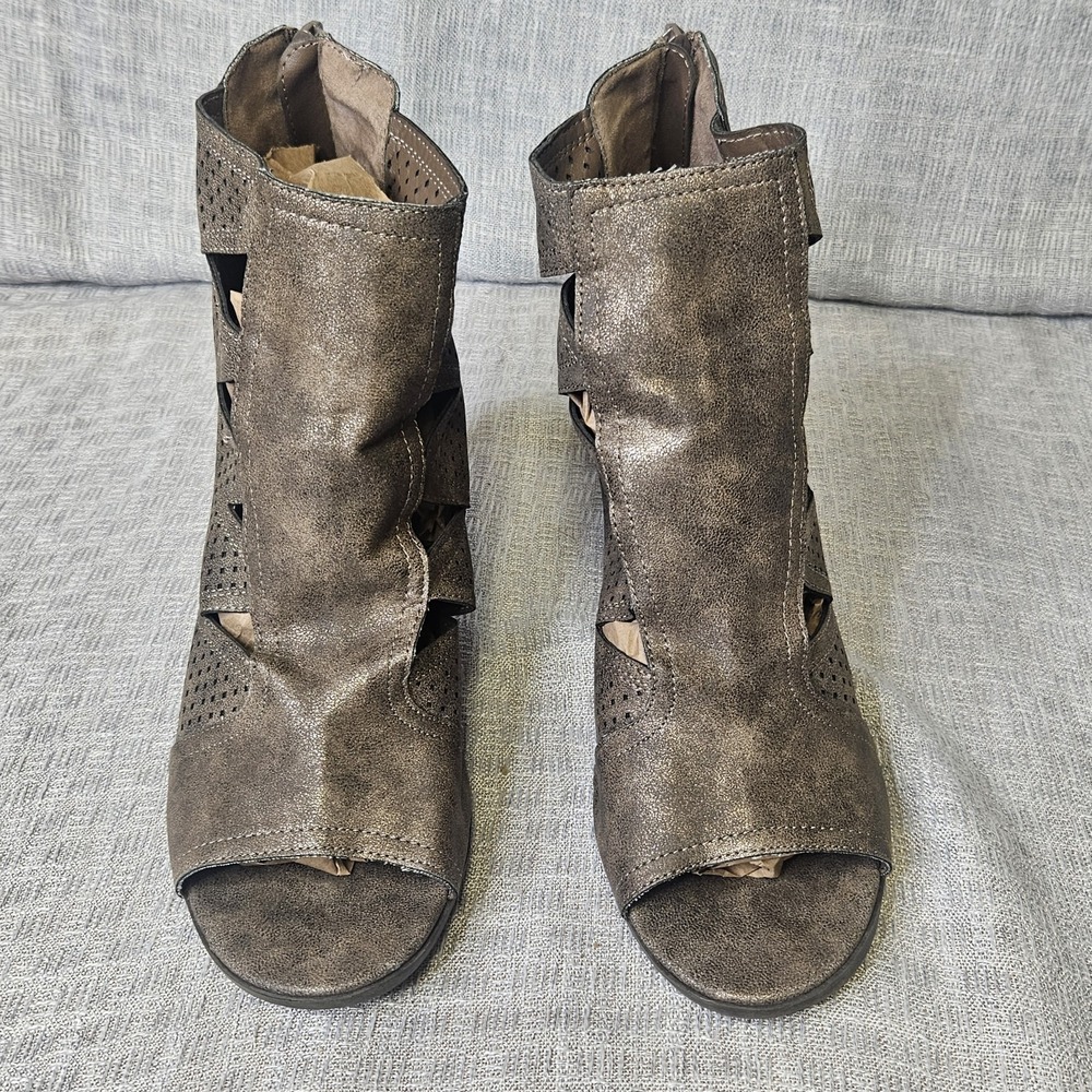 Maurices Trixie Cut brown shimmer stacked heel ankle‎ booties.  Womens Size 9w ? - Picture 4 of 13